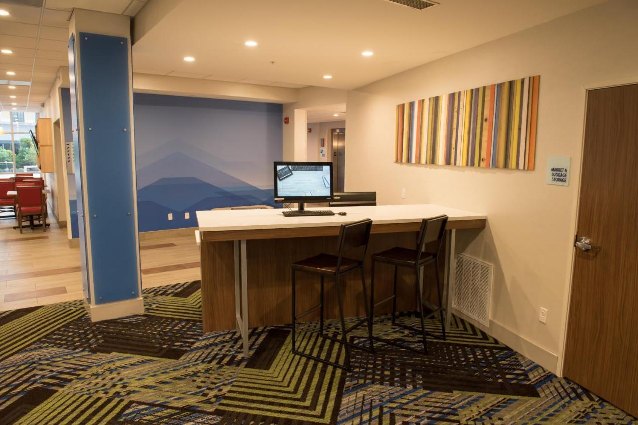 Holiday Inn Express & Suites Dayton North - Vandalia By Ihg 外观 照片