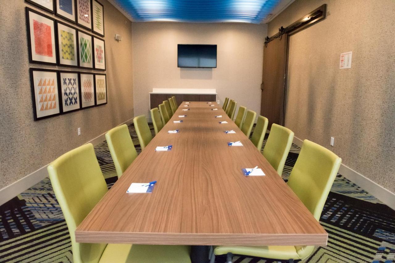 Holiday Inn Express & Suites Dayton North - Vandalia By Ihg 外观 照片